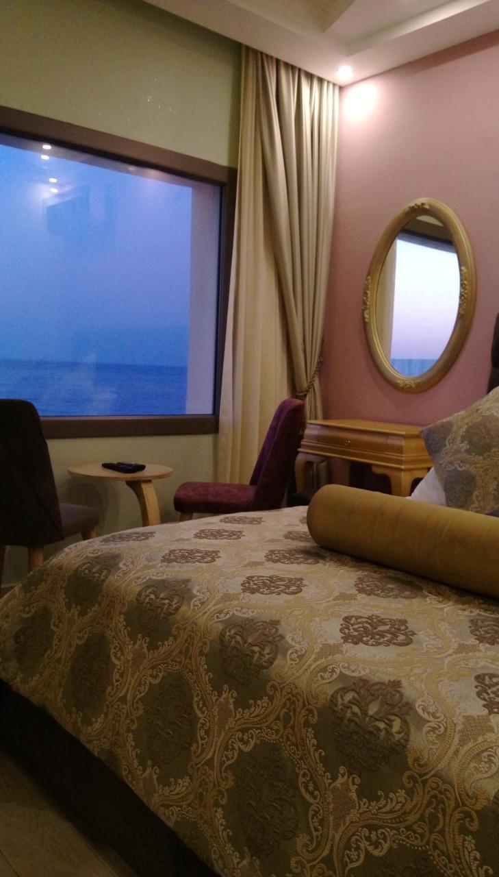 Itimat Otel Urla Buitenkant foto