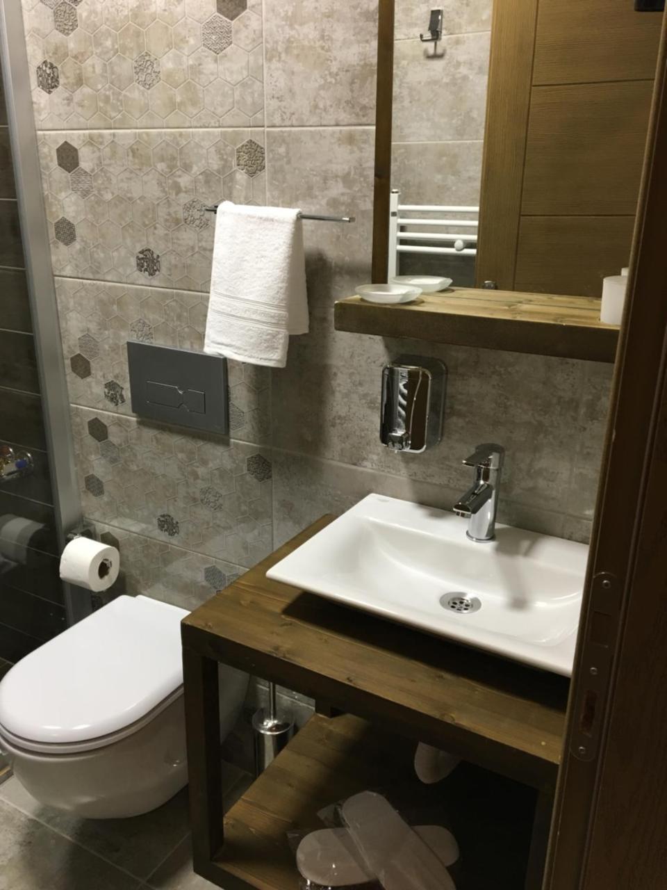 Itimat Otel Urla Buitenkant foto